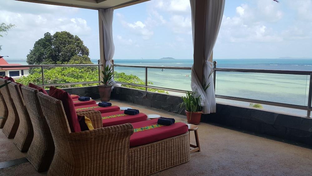 Teluk Bakau Bintan Agro Beach Resort & Spa מראה חיצוני תמונה